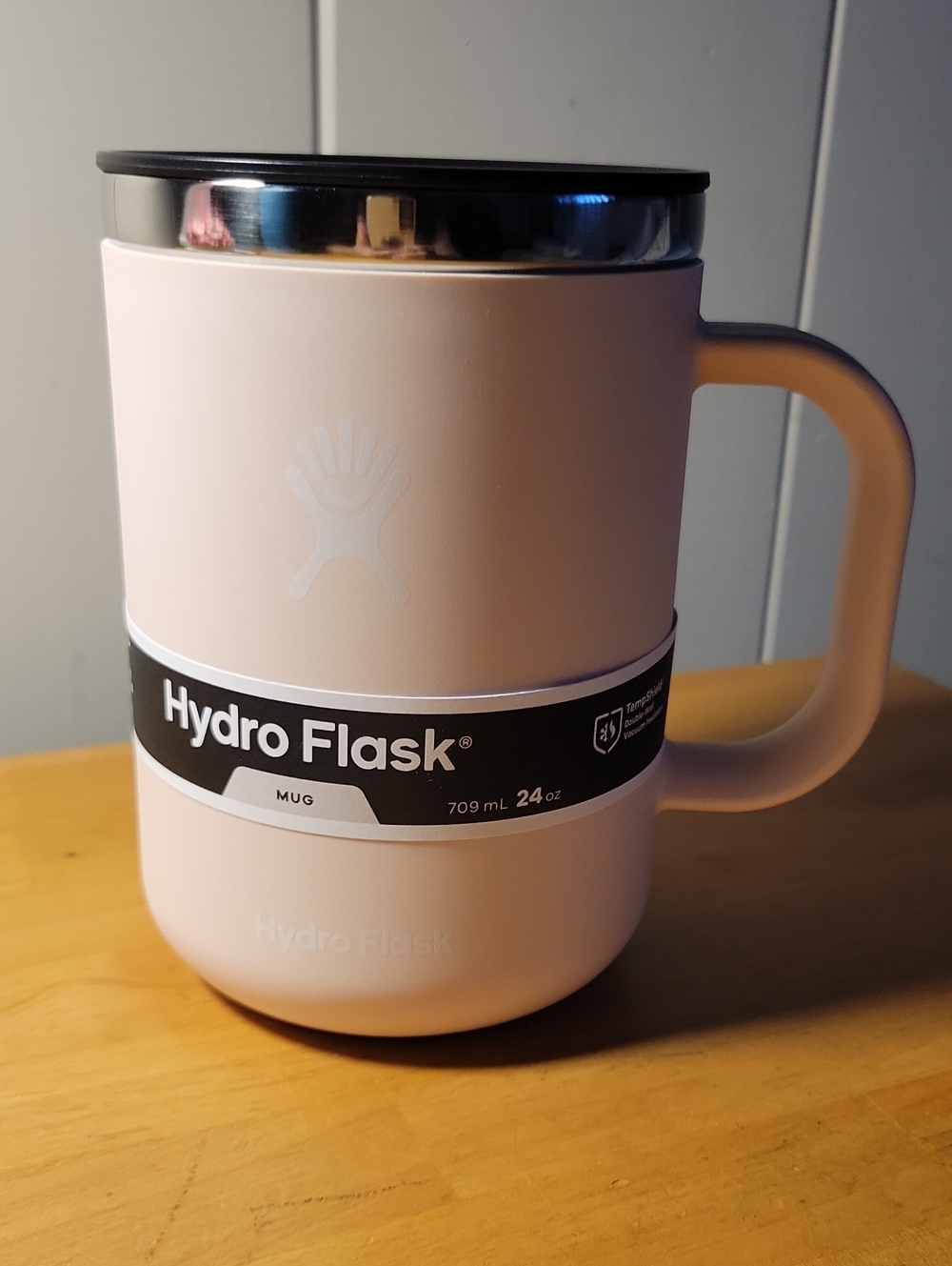 Hydro Flask Pale Pink Insulated Mug with Handle 24 oz